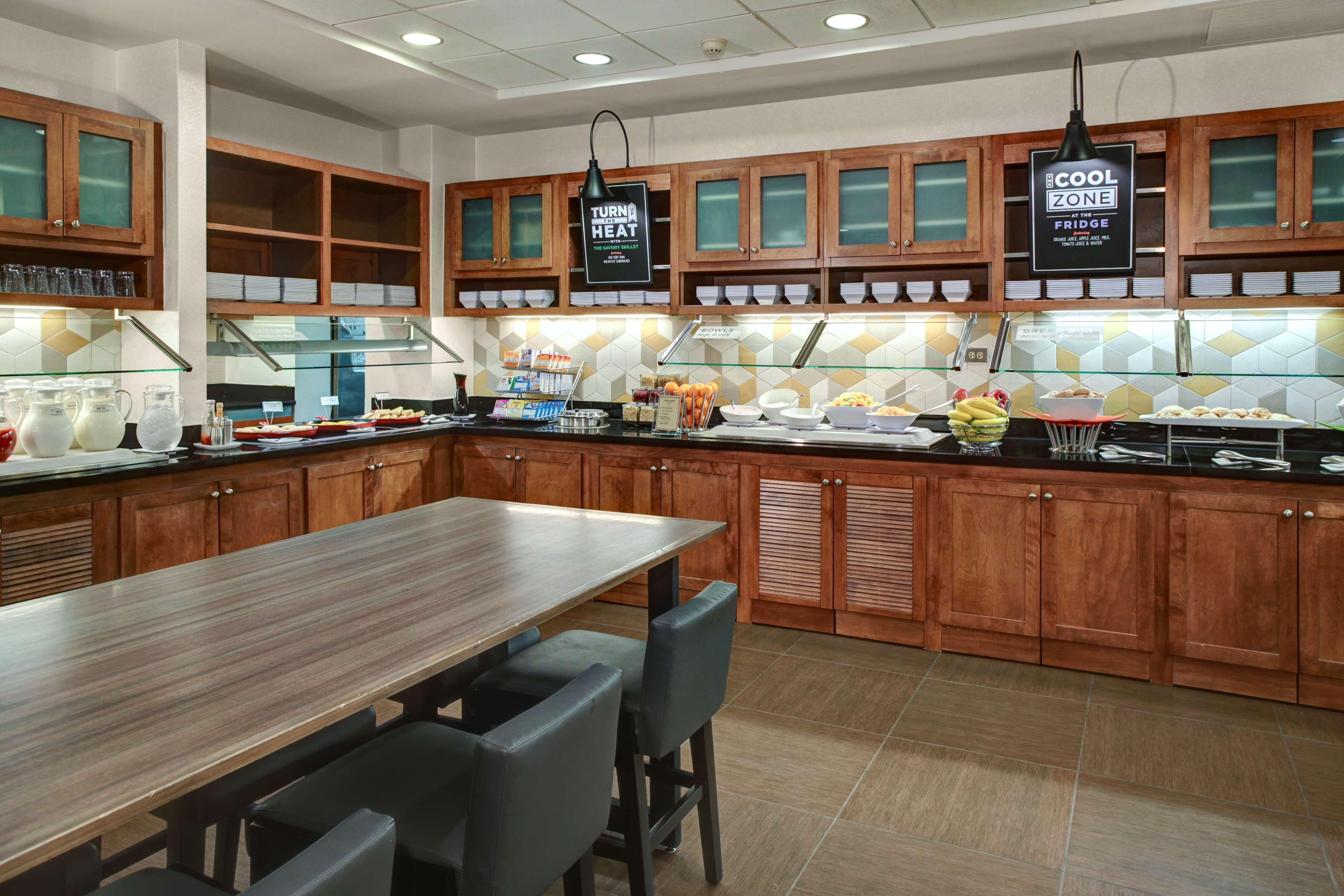 Hyatt Place Charlotte Airport Billy Graham Parkway Eksteriør bilde