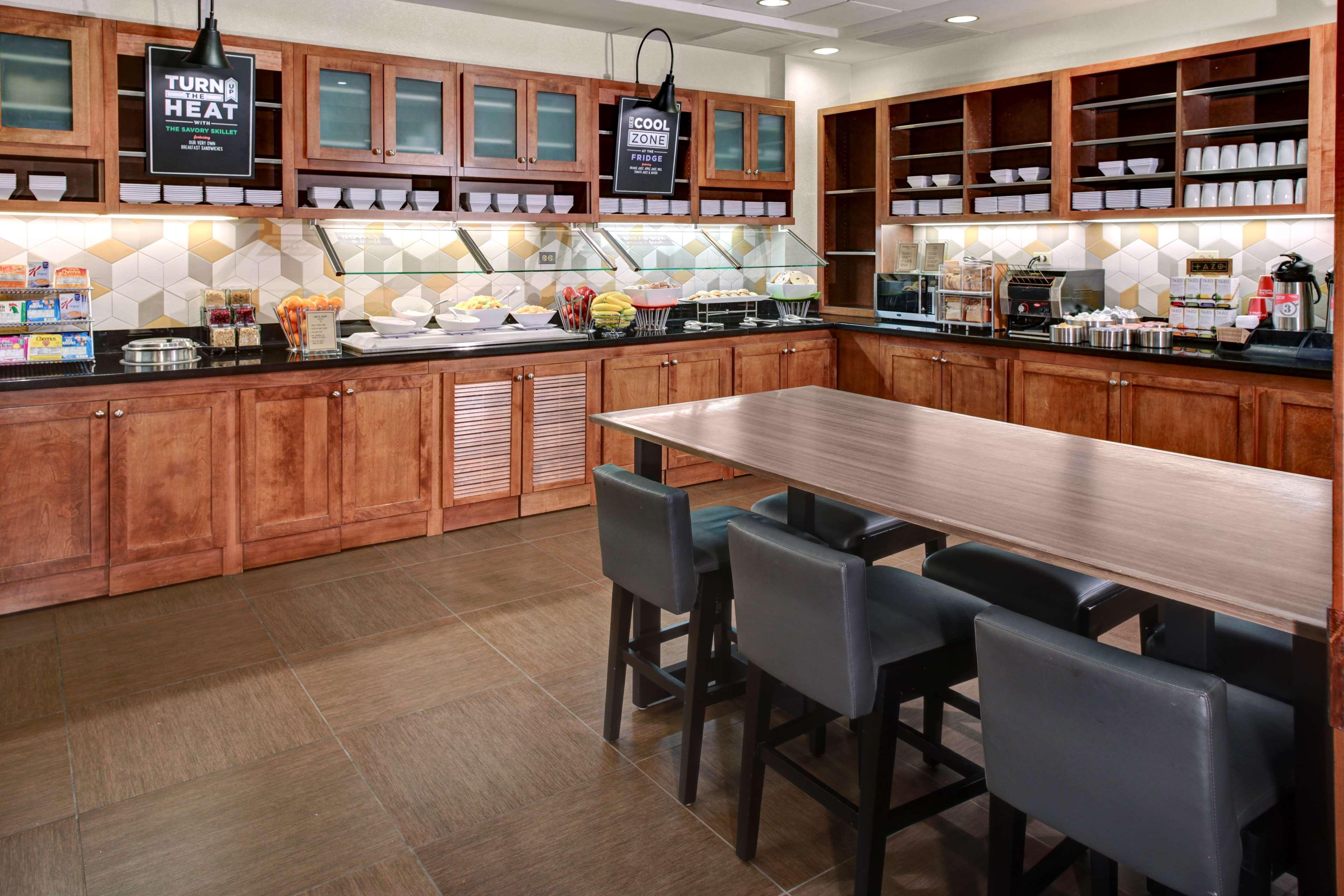 Hyatt Place Charlotte Airport Billy Graham Parkway Eksteriør bilde